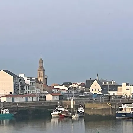 En La Baie De L Adon