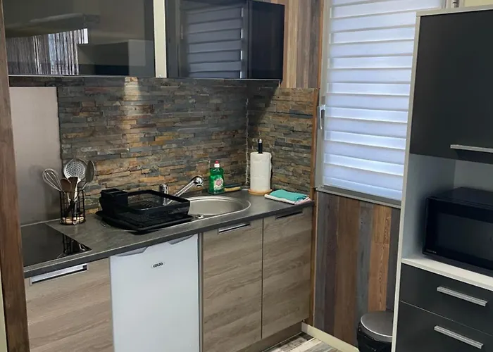 En La Baie De L Adon